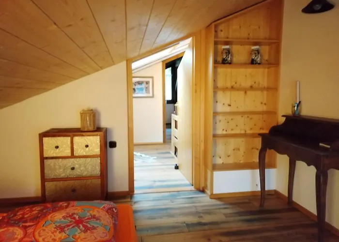 Geographer\'S Cottage