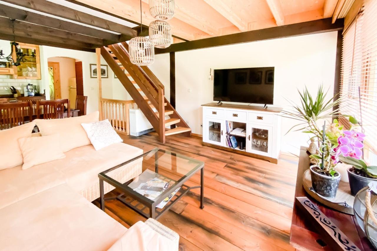 Apartment Geographer's